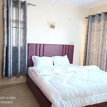 Furnished Room With Swimming Pool Near Shopping Mall Mombasa Extérieur photo