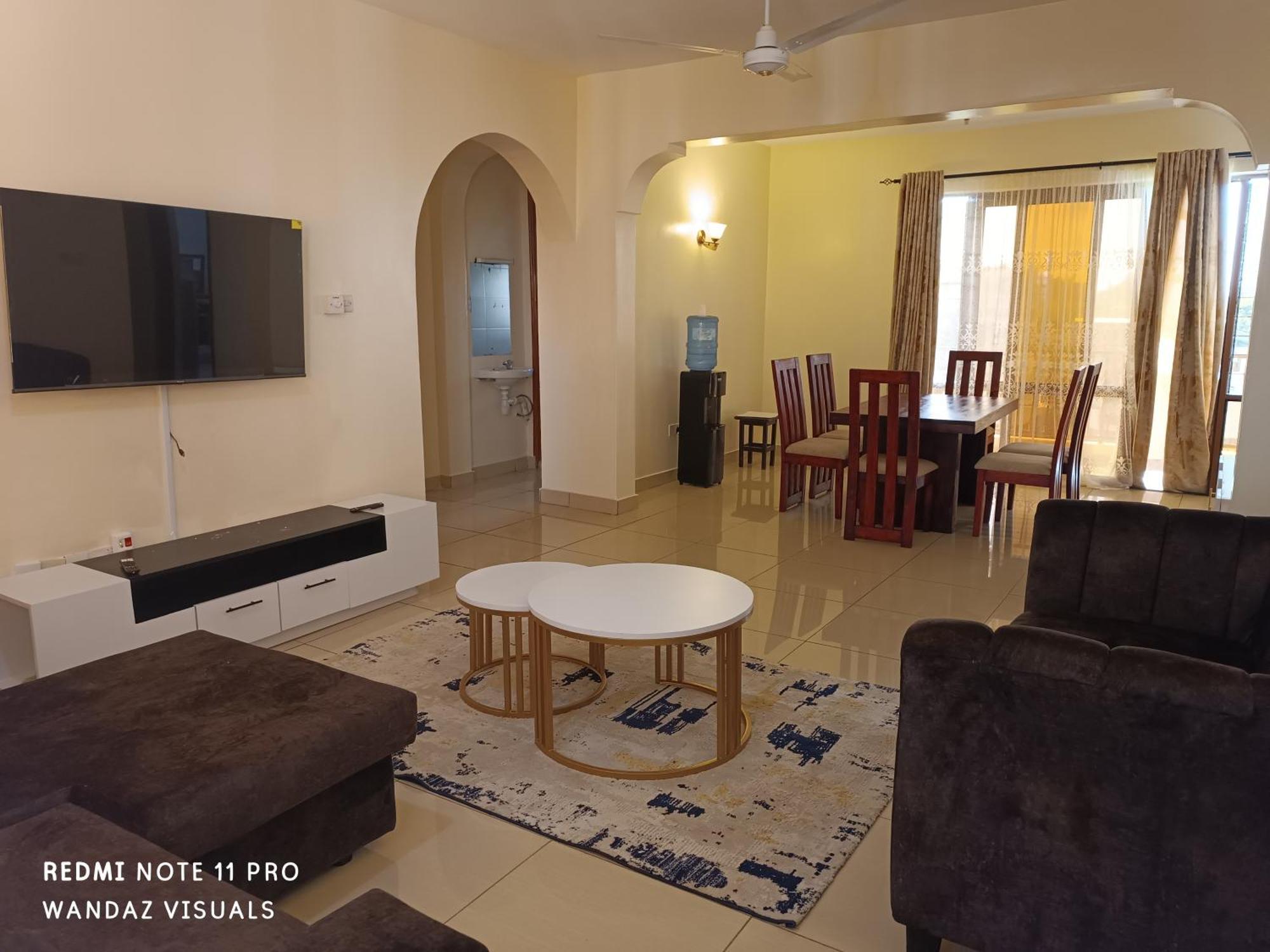 Furnished With Swimming Pool Near Shopping Mall Séjour chez l'habitant Mombasa