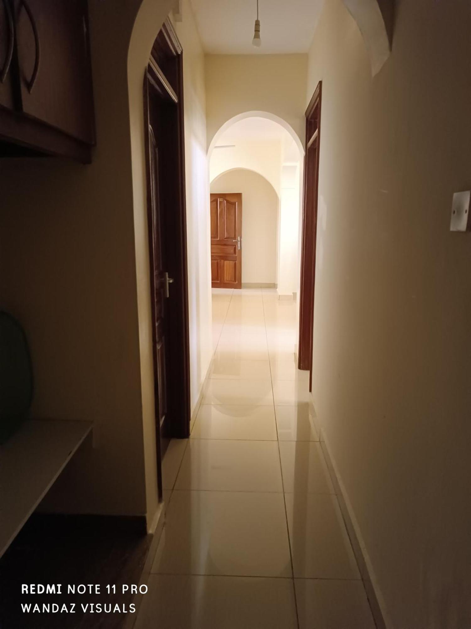 Séjour chez l'habitant Furnished With Swimming Pool Near Shopping Mall Mombasa